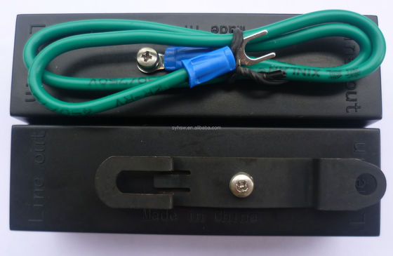 Clip di messa a terra Terminale di messa a terra RJ45 Cat6 Network Ethernet Surge Protector con protezione Poe 26*26*95mm