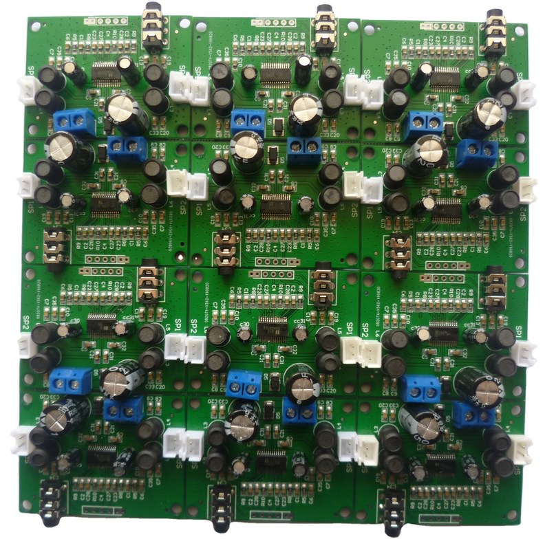 Disegno di PCB verde/giallo/rosso/azzurro/nero/bianco e assemblaggio PCBA OEM per esigenze di tensione 5V